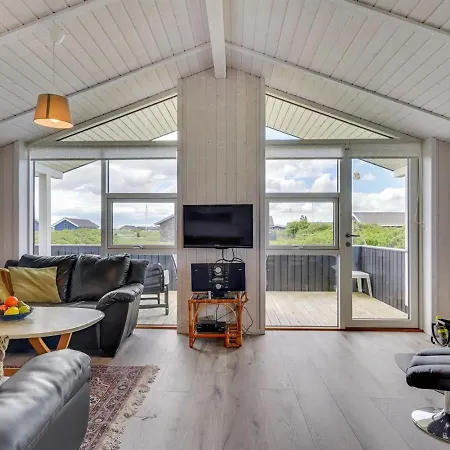 Holiday home Erza - 500m From The Sea In Western Jutland By Interhome *