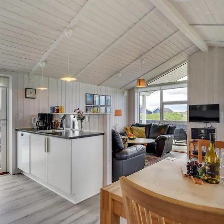 Holiday home Erza - 500m From The Sea In Western Jutland By Interhome *