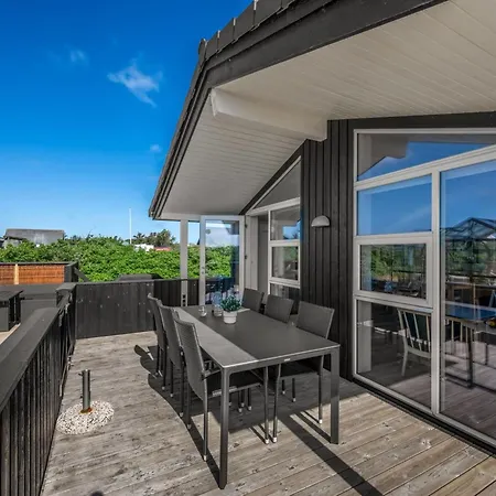 Erza - 500m From The Sea By Interhome